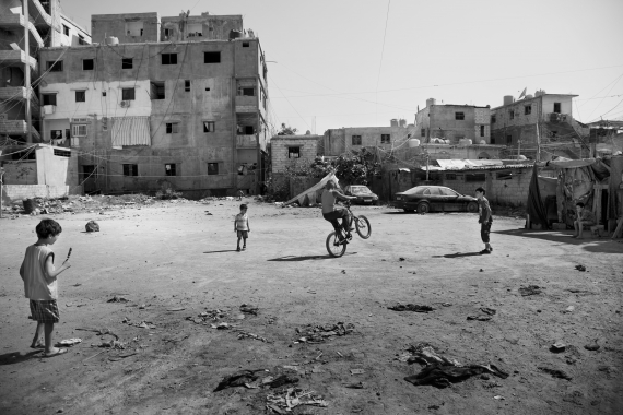 ضد العنصرية، ودفاعاً عن كل العاملين في لبنان