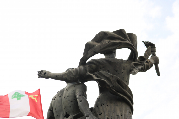 إستقلال ضائع وشعب جائع